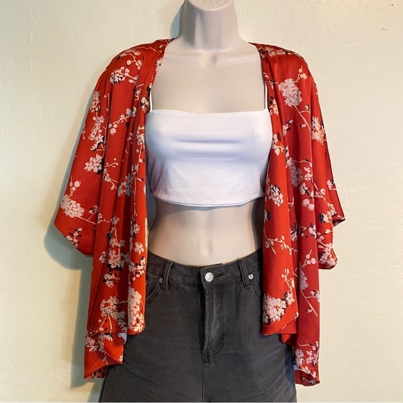 Forever 21 Red Cherry Blossom Floral Satin Kimono Size S - Picture 10 of 15